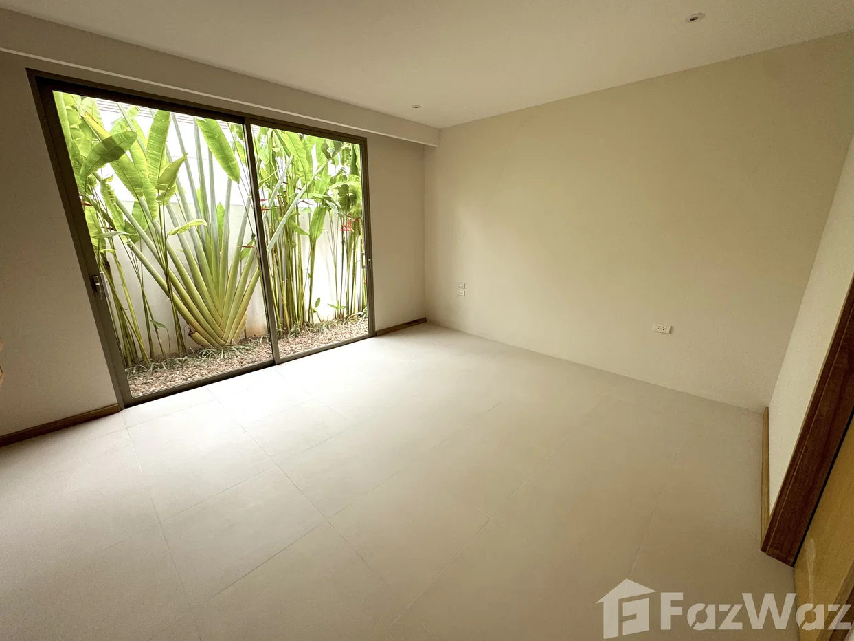 picture 4 Bedroom Pool Villa for Sale 6180310 - 40/42