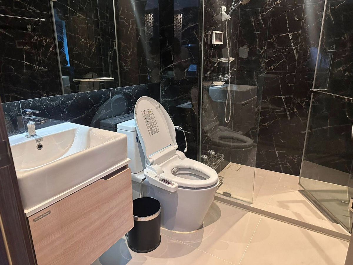 picture For Rent Condo ALTITUDE DEFINE Building 1, Floor 2,1 bed room, Room size 34 sqm - 5/10