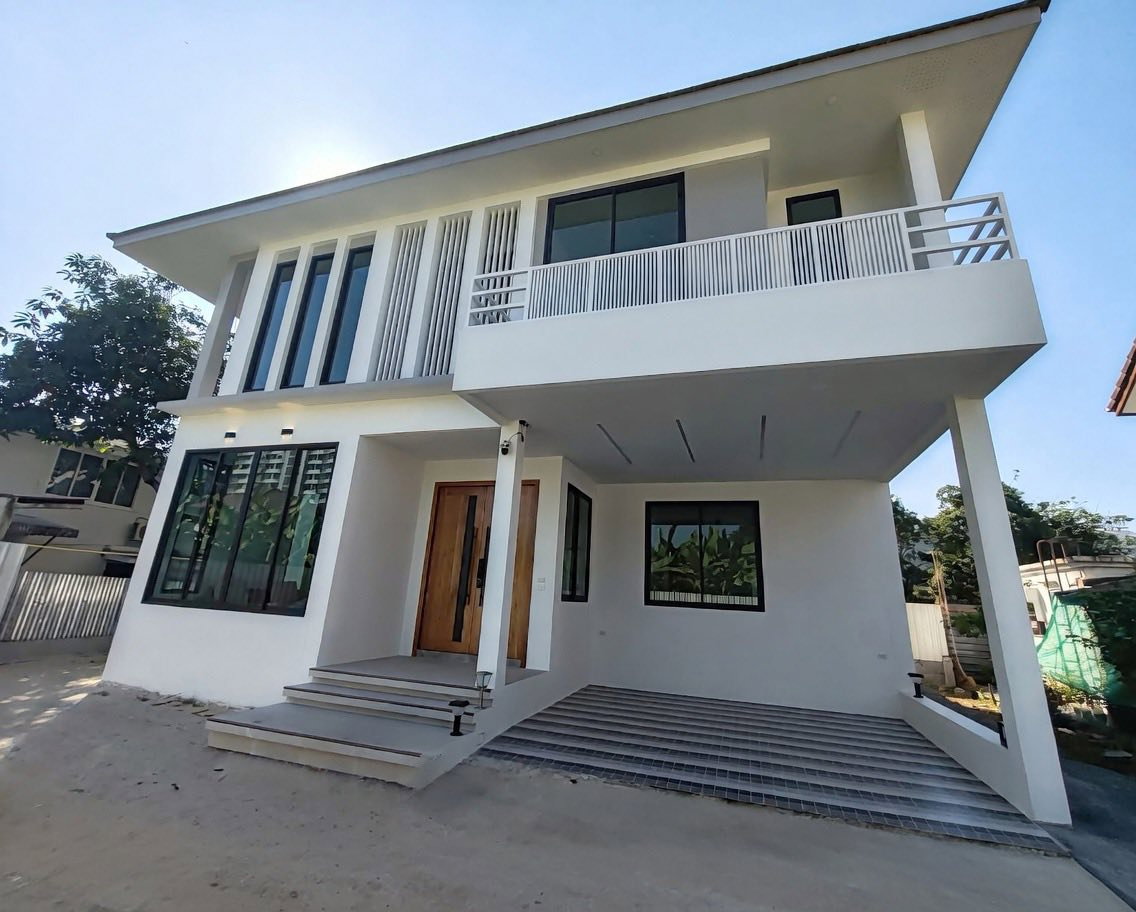 รูป WS7070 🔥 บ้านเดี่ยวหรู รัชดา 32 โปร่ง โล่ง ฟังก์ชันครบ 🔥 ใกล้ MRT ลาดพร้าว เพียง 65,000 บาท / เดือน - รูปที่ 1/9