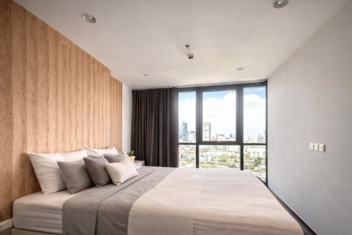 picture 🍀 Minimal Room For Rent 📌 Oka Haus Sukhumvit 36 (Line: @rent2022) | Near BTS Thonglor ✨ Ready to move in! ✨ 📌 Ref Code: A11144 - 2/9