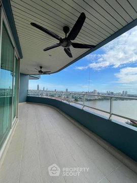 4-BR Condo at Watermark Chaophraya near BTS Krung Thon Buri (ID 1837755)