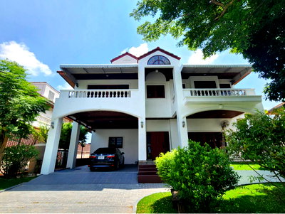 Houses for rent Prawet : Single house for rent in Flower Lee Garden Village 