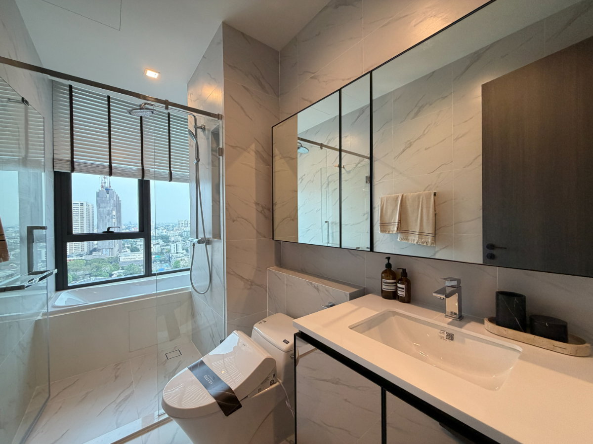 picture 2 Bedroom, 2 Bathroom, Private Offer at AESTIQ Thonglor - 4/11