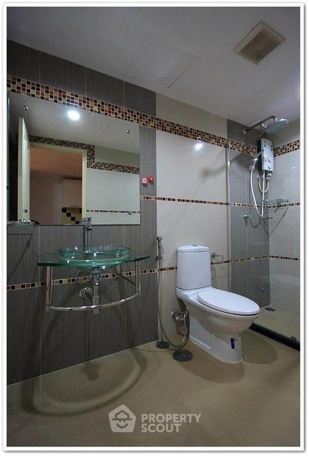 picture 2-BR Condo at Chateau In Town Ratchada 17 near MRT Sutthisan (ID 2638731) - 5/7