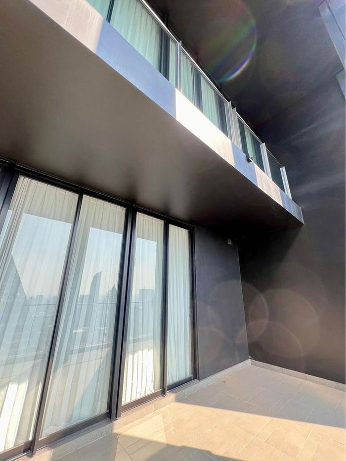 picture Noble Ploenchit luxury duplex 3 Bedroom condo for rent in Ploenchit - 1/26