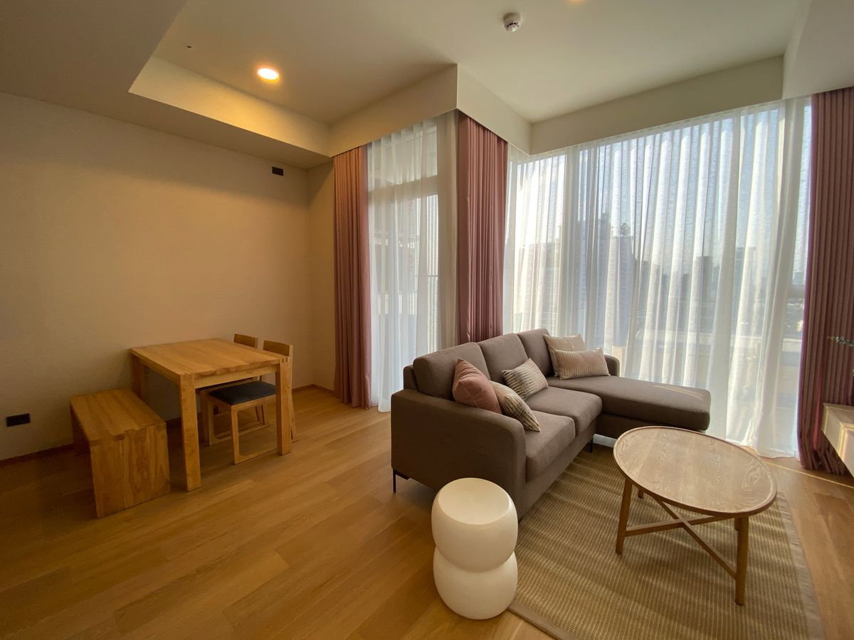 picture For Rent : Siamese Exclusive Sukhumvit 42 (2bed) 52.75 sq.m. 45,000 THB Tel. 0924235675 Cate - 9/11