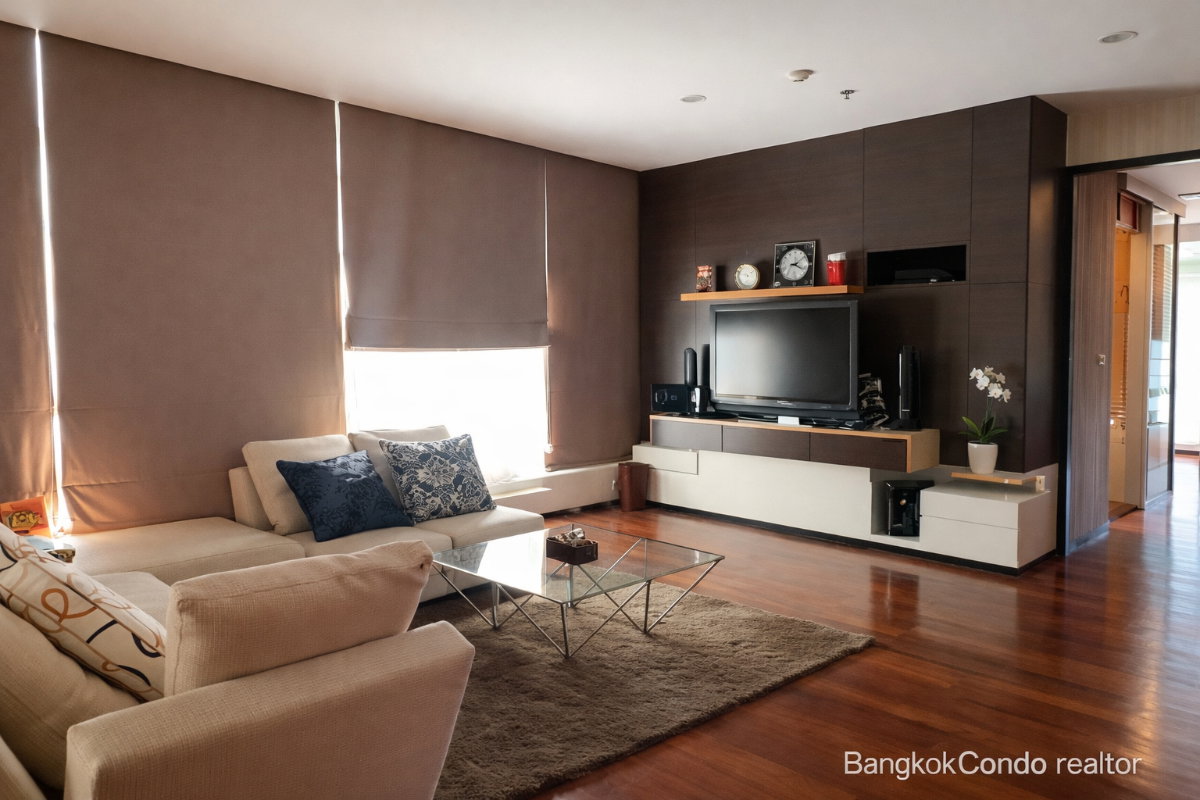 picture 🚆 Prime Condo Location For Rent 📌 The Height Condominium (Line: @rent2022) | Near BTS Thonglor ✨ Ready to move in! ✨ 📌 Ref Code: A07971 - 3/12