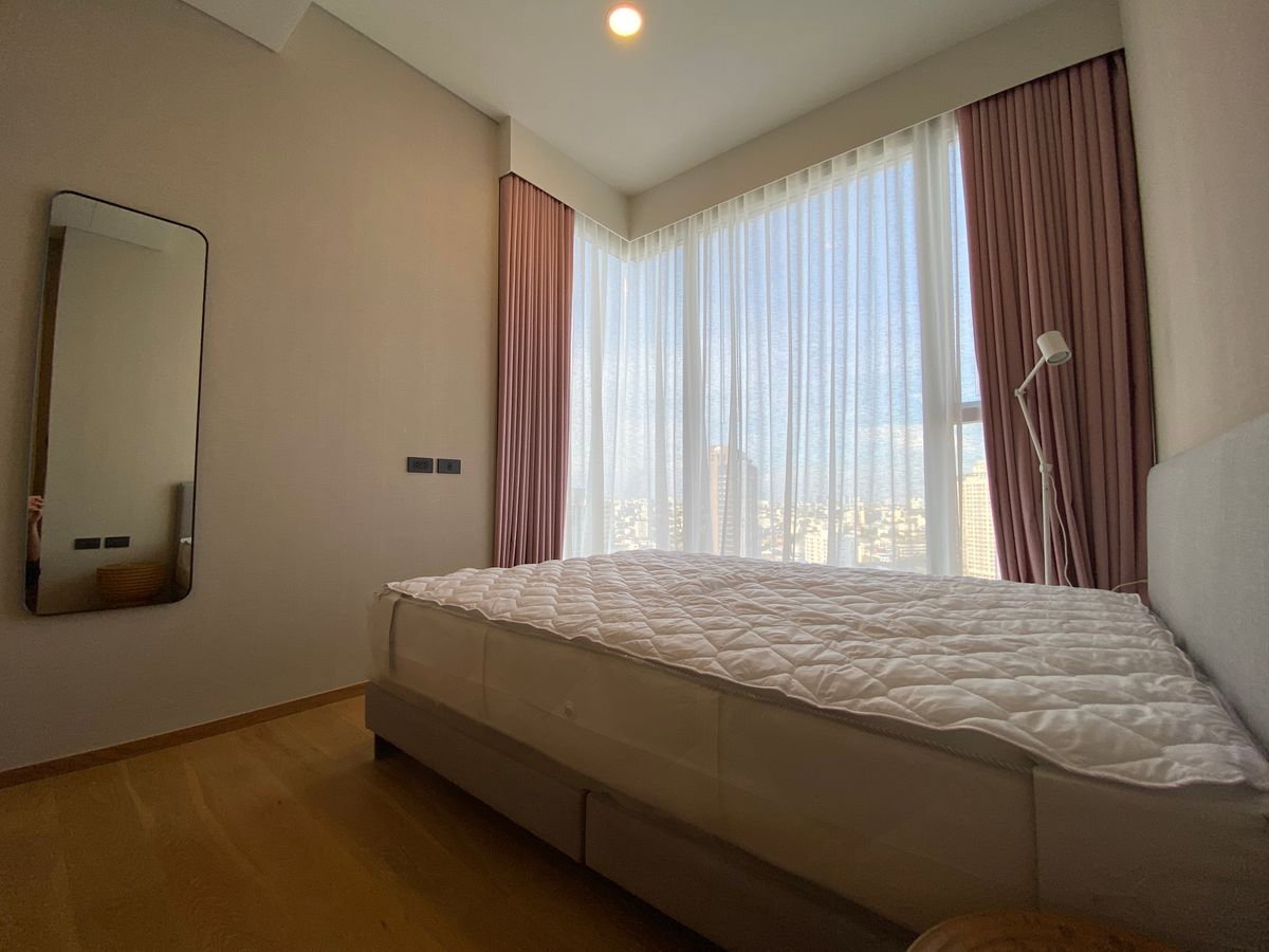 picture For Rent : Siamese Exclusive Sukhumvit 42 (2bed) 52.75 sq.m. 45,000 THB Tel. 0924235675 Cate - 4/11