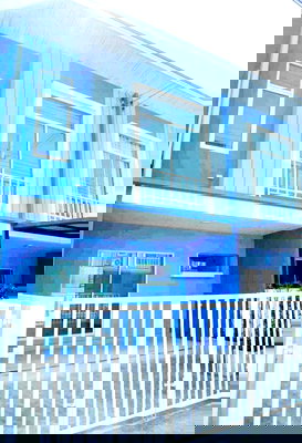 เช่าทาวน์โฮม MRT ไทรม้า : บางกรวย-ไทรน้อย ชัยพฤกษ์ ใกล้ ตลาดบางบัวทอง 800 ม.19 ตร.ว. ทาวน์เฮาส์ 2 ชั้น 3นอน 2น้ำ150 ตร.ม. รพ.บางบัวทอง 900 ม.