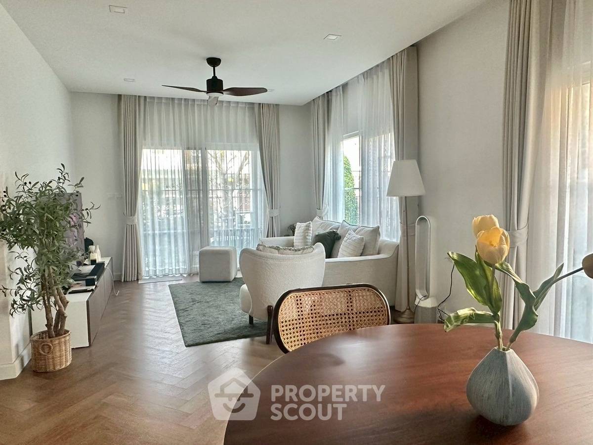 รูป บ้าน 3-ห้องนอน ที่ วิลลาจจิโอ 2 ศรีนครินทร์-บางนา ใน บางแก้ว (ID 2799682) - รูปที่ 4/30