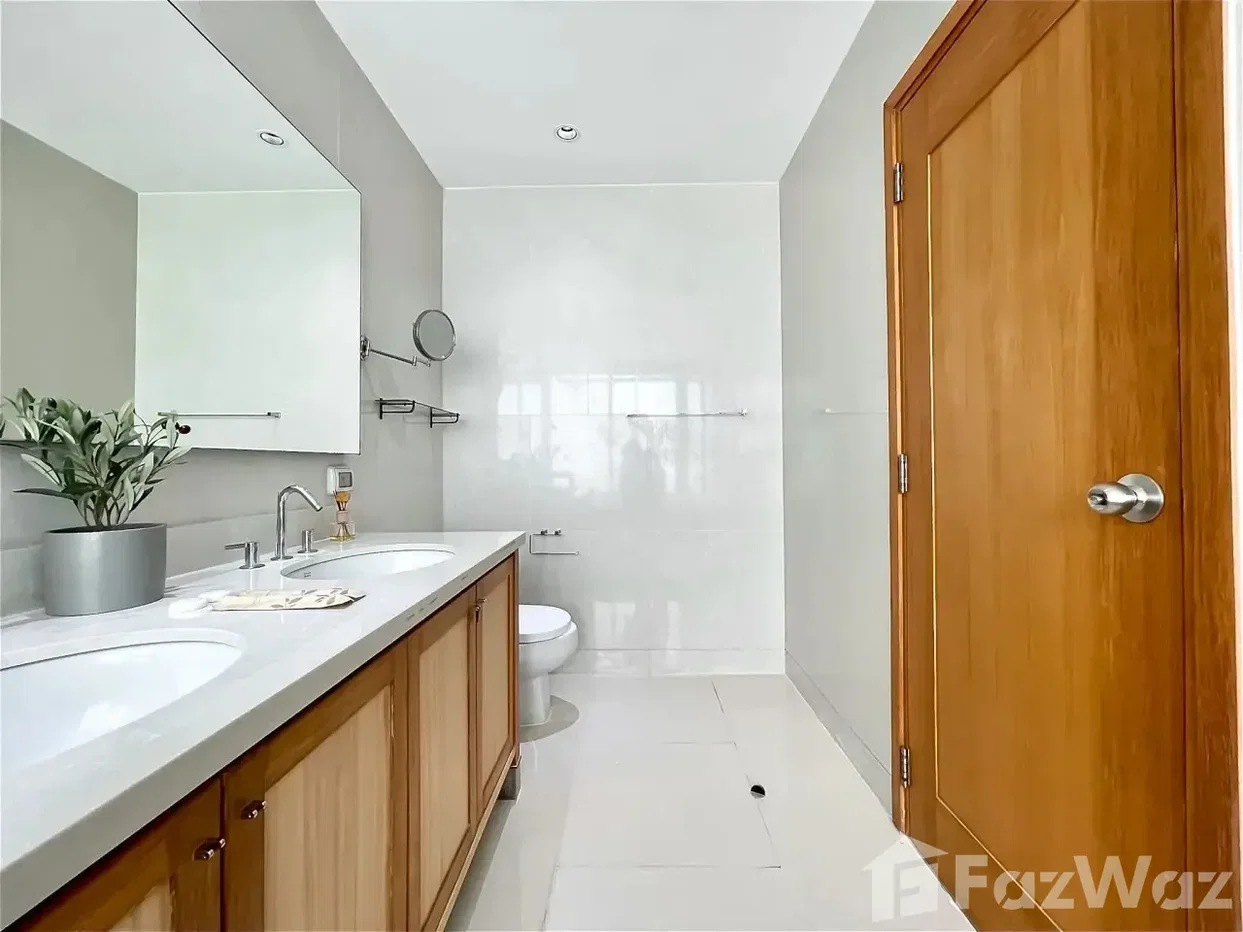 รูป คอนโดให้เช่า 2 ห้องนอน ในโครงการ ดิ เอ็มโพริโอ เพลส 6181466 - รูปที่ 25/27