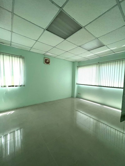 รูป ขายโฮมออฟฟิศ 3 ชั้น 75 ตรว. ฟีนิกซ์ปาร์ค ซอย 2 (ซ.ไอยรา 28) ต.คลองสอง อ.คลองหลวง จ.ปทุมธานี ราคา 6,800,000 บาท - รูปที่ 16/28