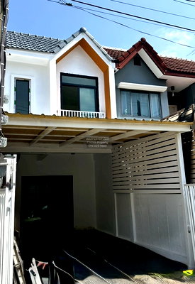 Townhouses for sale Bang Khae : For Sale Townhouse/Townhome  , Moobaan Phetkasem 2 North , newly renovated , MRT-Lak Song , Bang Khae Nuea , Bang Khae , Bangkok , CX-149135 ✅ Live chat with us ADD LINE @connexproperty ✅