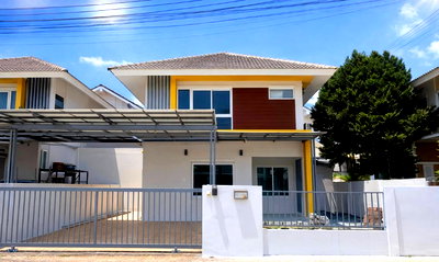 บ้านแฝด นิคมปิ่นทอง : ขายบ้านแฝด รีโนเวทใหม่ ม.แมกโนลีย์ สวนเสือ ศรีราชา