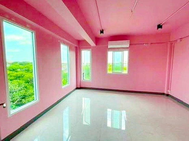 รูป อาคาร 4ชั้นสภาพสวย 100ตร.ว. 700ตร.ม. สวนหลวง ร.9 900ม.ดีไซน์ทันสมัย พัฒนาการ 91-99 9นอน 4 น้ำ - รูปที่ 8/8