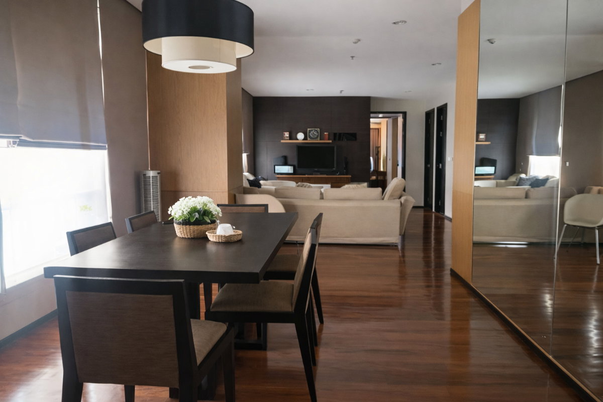 picture 🚆 Prime Condo Location For Rent 📌 The Height Condominium (Line: @rent2022) | Near BTS Thonglor ✨ Ready to move in! ✨ 📌 Ref Code: A07971 - 5/12