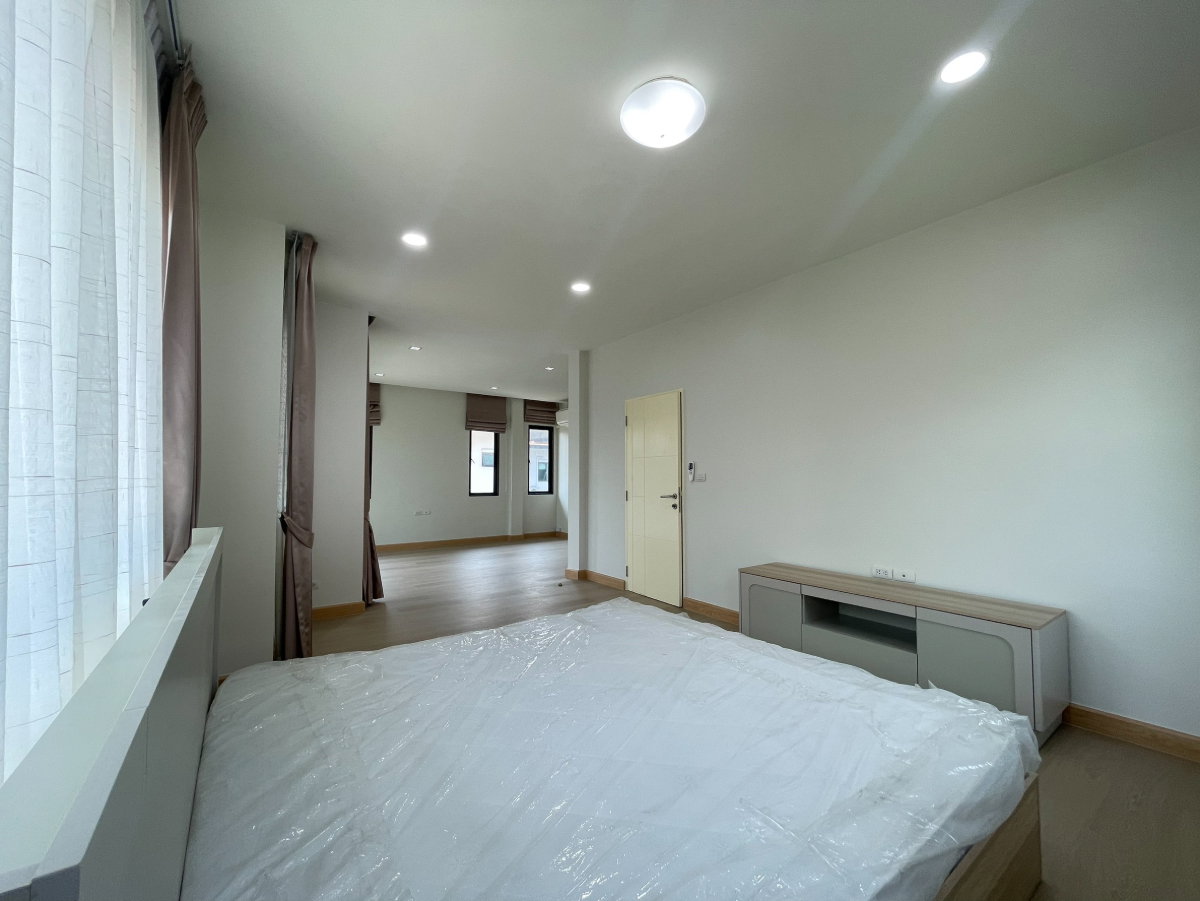 รูป บ้านเดี่ยว เศรษฐสิริ วัชรพล สภาพดี ถูกสุด พร้อมอยู่ - รูปที่ 10/19