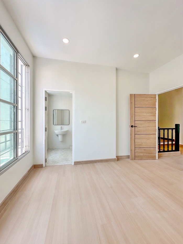 รูป H0799♚โฮมออฟฟิศ ขาย 4 ห้องนอน⚝รัชดา-ลาดพร้าว♜MRTลาดพร้าว 71∞099-5919653,065-9423251▚Line@sureresidence - รูปที่ 10/17