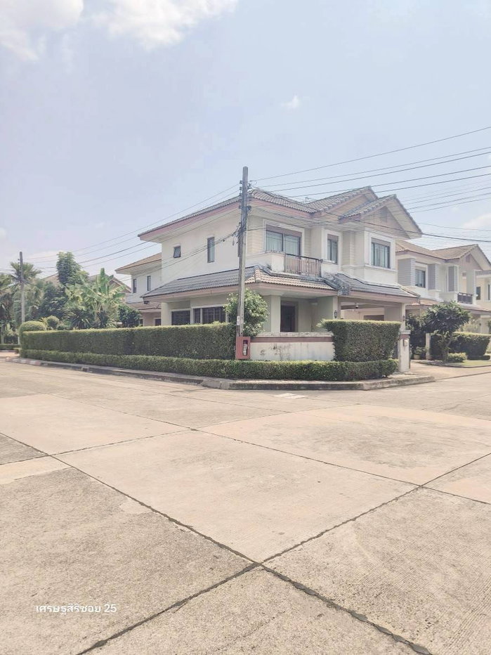 รูป ขายบ้านเดี่ยวหลังมุม สภาพนางฟ้า!   หมู่บ้านเศรษฐสิริ (เสรีไทย-สุขาภิบาล 2) ทำเลทอง ใกล้วงแหวนตะวันออก และสวนสยาม - รูปที่ 2/15