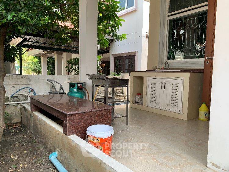 picture 5-BR House near MRT Bang Rak Noi Tha It (ID 2764856) - 9/12