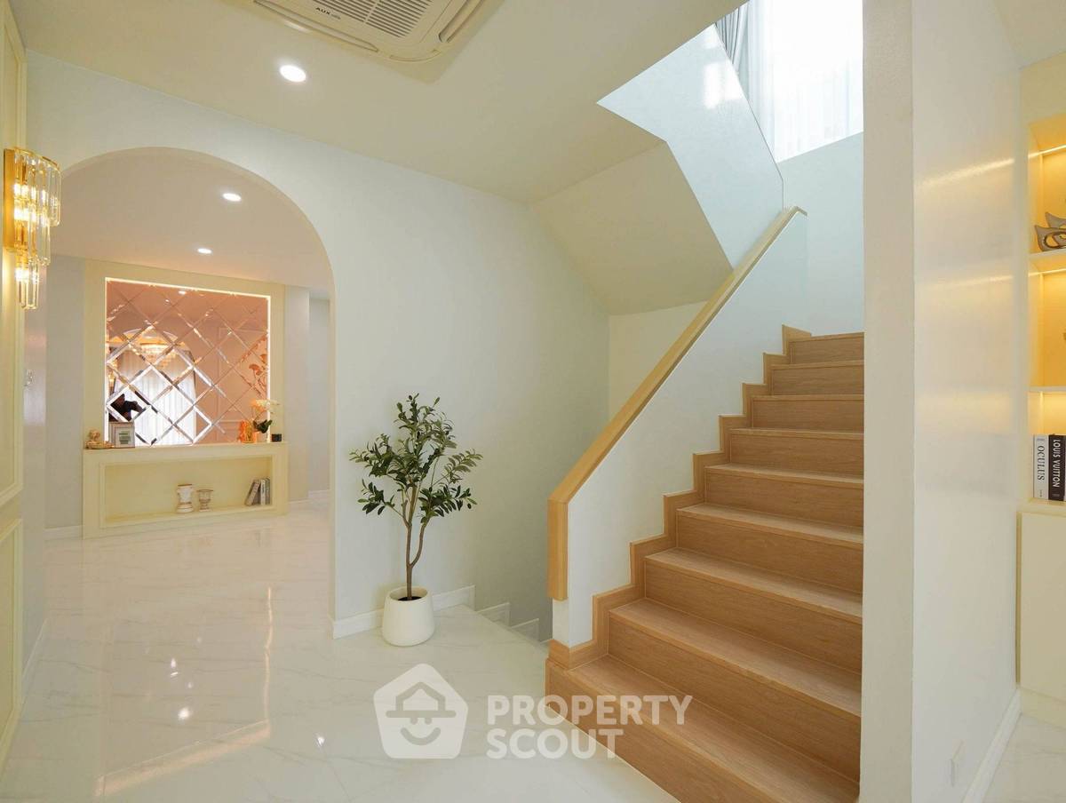 รูป บ้าน 3-ห้องนอน ที่ บ้านสวนลลนาชัยพฤกษ์ ใกล้ เมืองพัทยา (ID 2800720) - รูปที่ 9/35