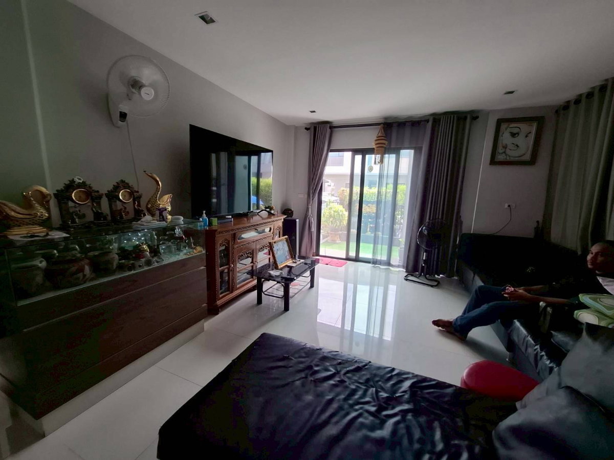 รูป  303AGKI ขาย! ถูกที่สุดในโครงการ บ้านเดี่ยว 2 ชั้น “ซื่อตรงพรีเมียม บางบัวทอง”  - รูปที่ 2/6