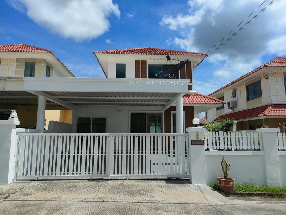 รูป ให้เช่าบ้านแฝด 4 ห้องนอน 2 ห้องครัว ม.เฮ้าส์ออฟคานารี สวนเสือ ศรีราชา - รูปที่ 1/22