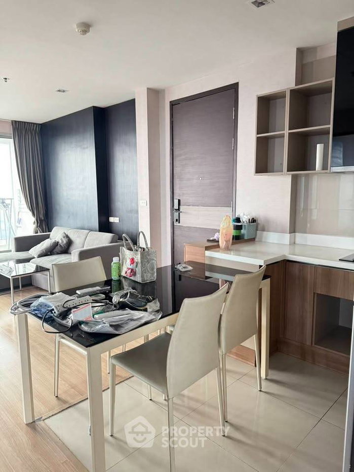 รูป คอนโด 2-ห้องนอน ที่ ริธึ่ม สาทร ใกล้ BTS สะพานตากสิน (ID 2799896) - รูปที่ 8/10