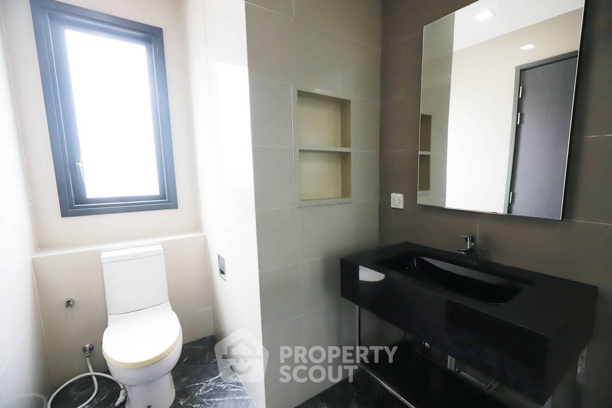 รูป คอนโด 1-ห้องนอน ที่ ดิ เอดจ์ สุขุมวิท 23 ใกล้ MRT สุขุมวิท (ID 2738502) - รูปที่ 6/8