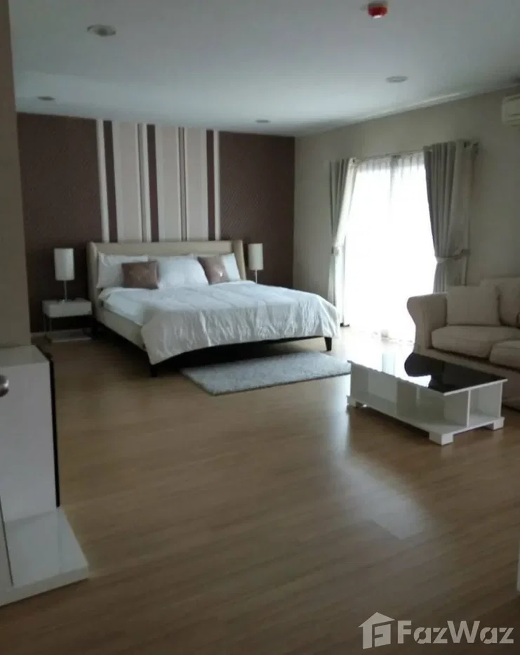 picture 3 bedroom condo for sale 1918194 - 3/8