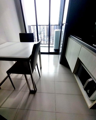 คอนโดให้เช่า : For Rent : The Base Park West Sukhumvit 77 (1bed) 28 sq.m. 16,000 THB Tel. 0924235675 Cate