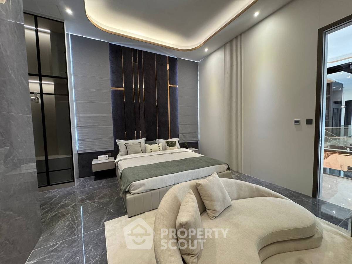 picture 6-BR House close to Pattaya South (ID 2800287) - 16/27