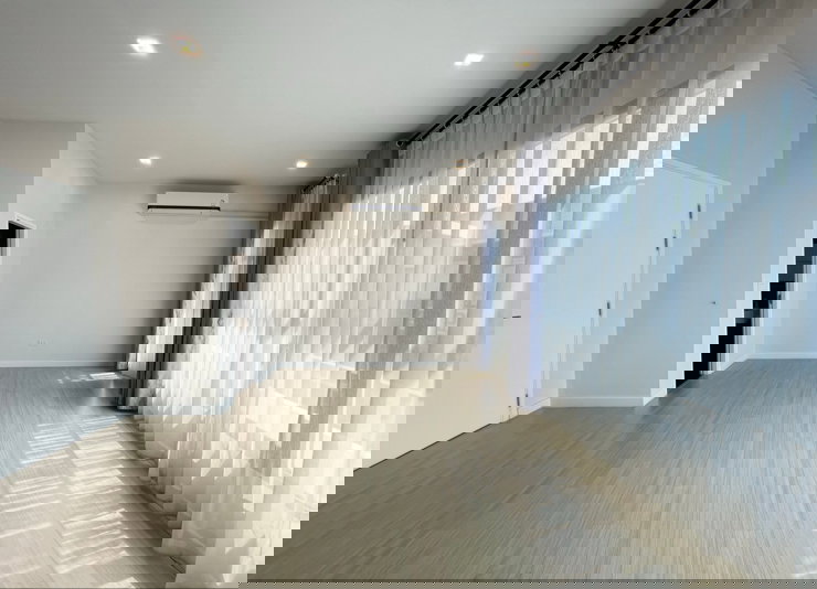 รูป ให้เช่า ทาวน์โฮม 3 ชั้น โครงการ PLEX บางนา เฟอร์นิเจอร์ พร้อมอยู่ - รูปที่ 16/19