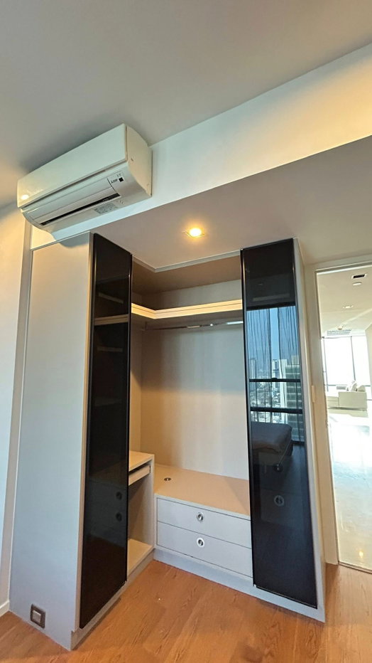 picture Code: 26KJ1772 for rent The Bangkok Sathon 🔥🔥 Line ID: @kjcondo (with @)🔥🔥 - 6/19
