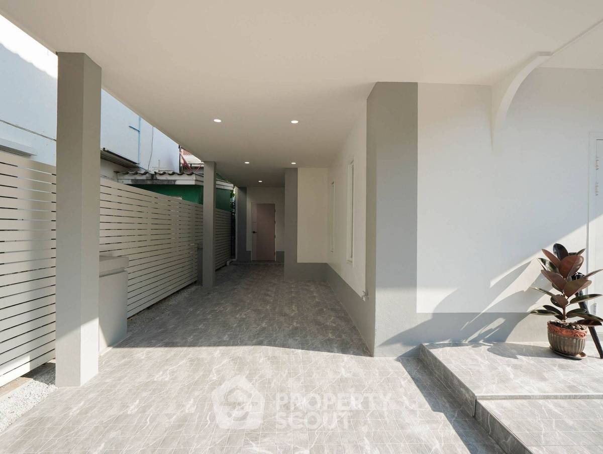 รูป บ้าน 3-ห้องนอน ที่ บ้านสวนลลนาชัยพฤกษ์ ใกล้ เมืองพัทยา (ID 2800720) - รูปที่ 18/35