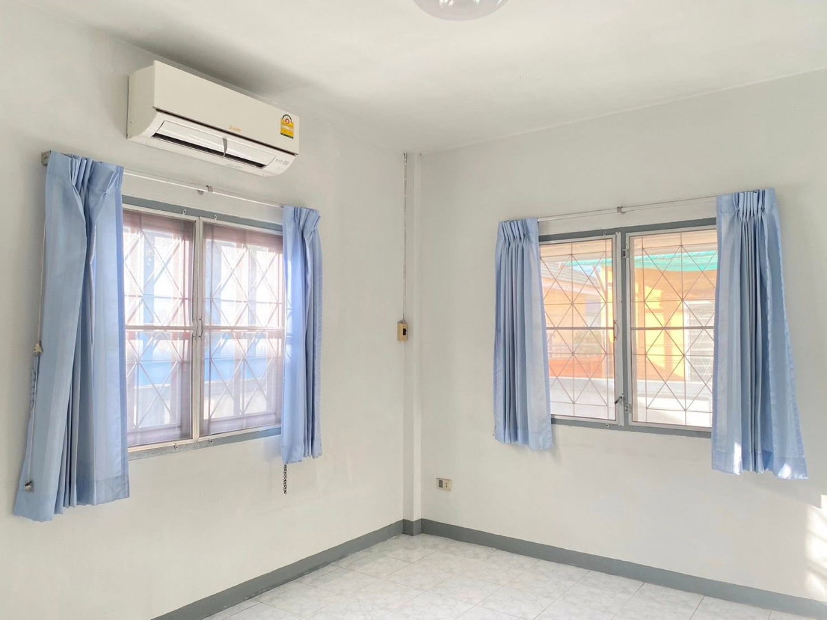 รูป ให้เช่าบ้านเดี่ยว ม.คลาสสิคโฮม ไร่กล้วย ศรีราชา ทำเลดีติดถนน - รูปที่ 7/13