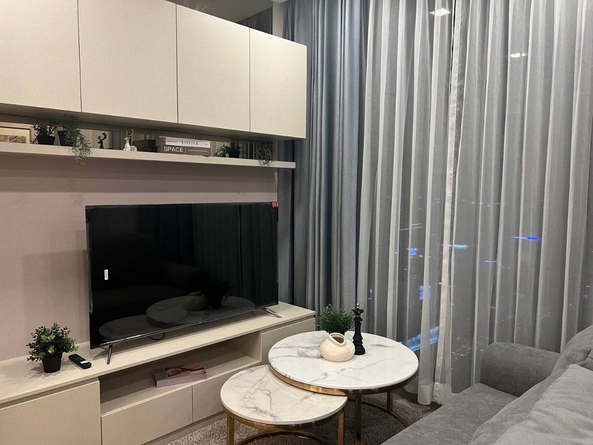 picture Condo For Rent!!One9Five Asoke Rama9 - 1/6