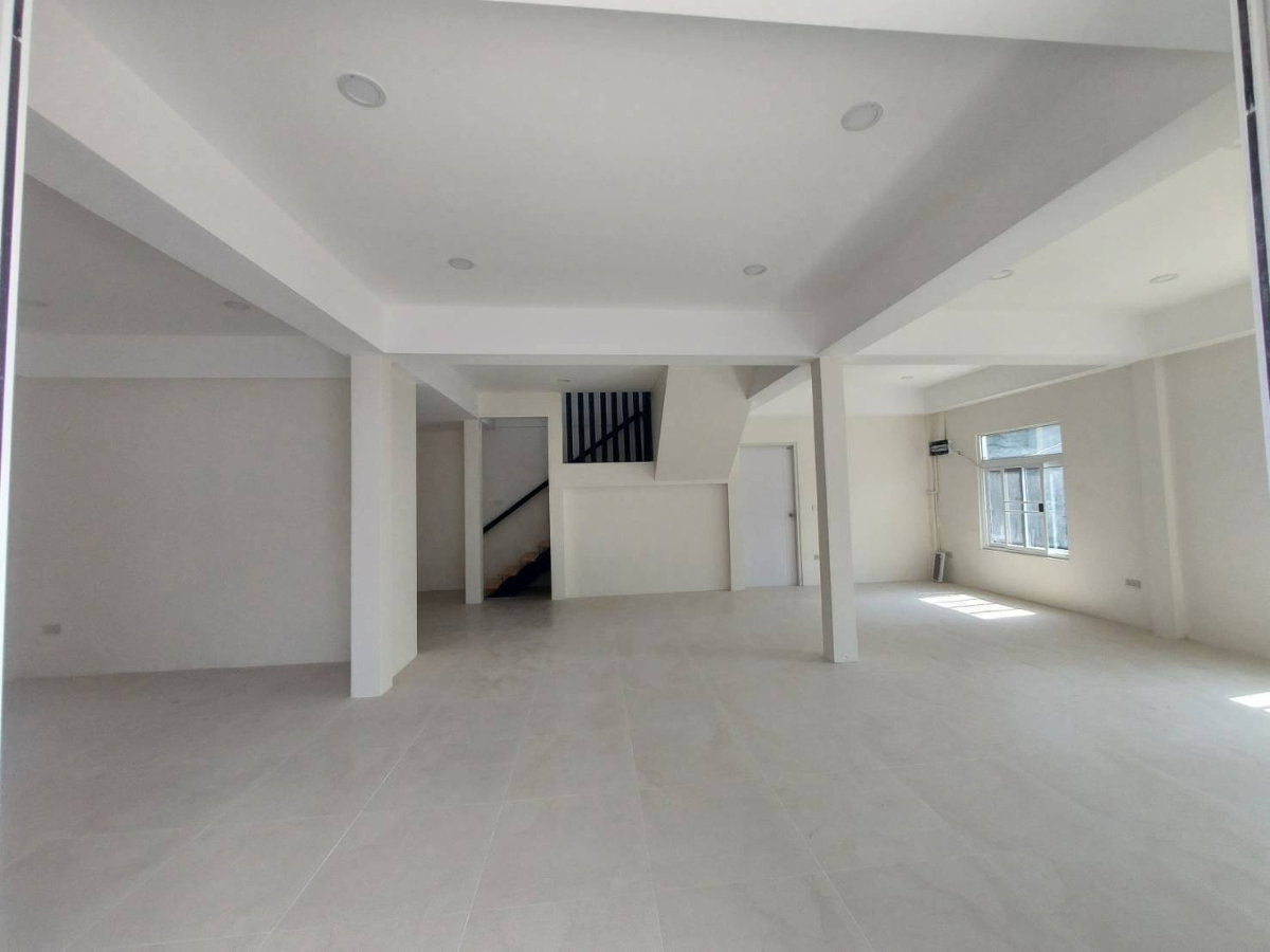 รูป WS7115 🔥 บ้านเดี่ยวสุขุมวิท 71 – ปรีดี 26 ทำธุรกิจได้จริง! เลี้ยงสัตว์ได้ เพียง 42,000 บาท/เดือน เท่านั้น! - รูปที่ 4/7