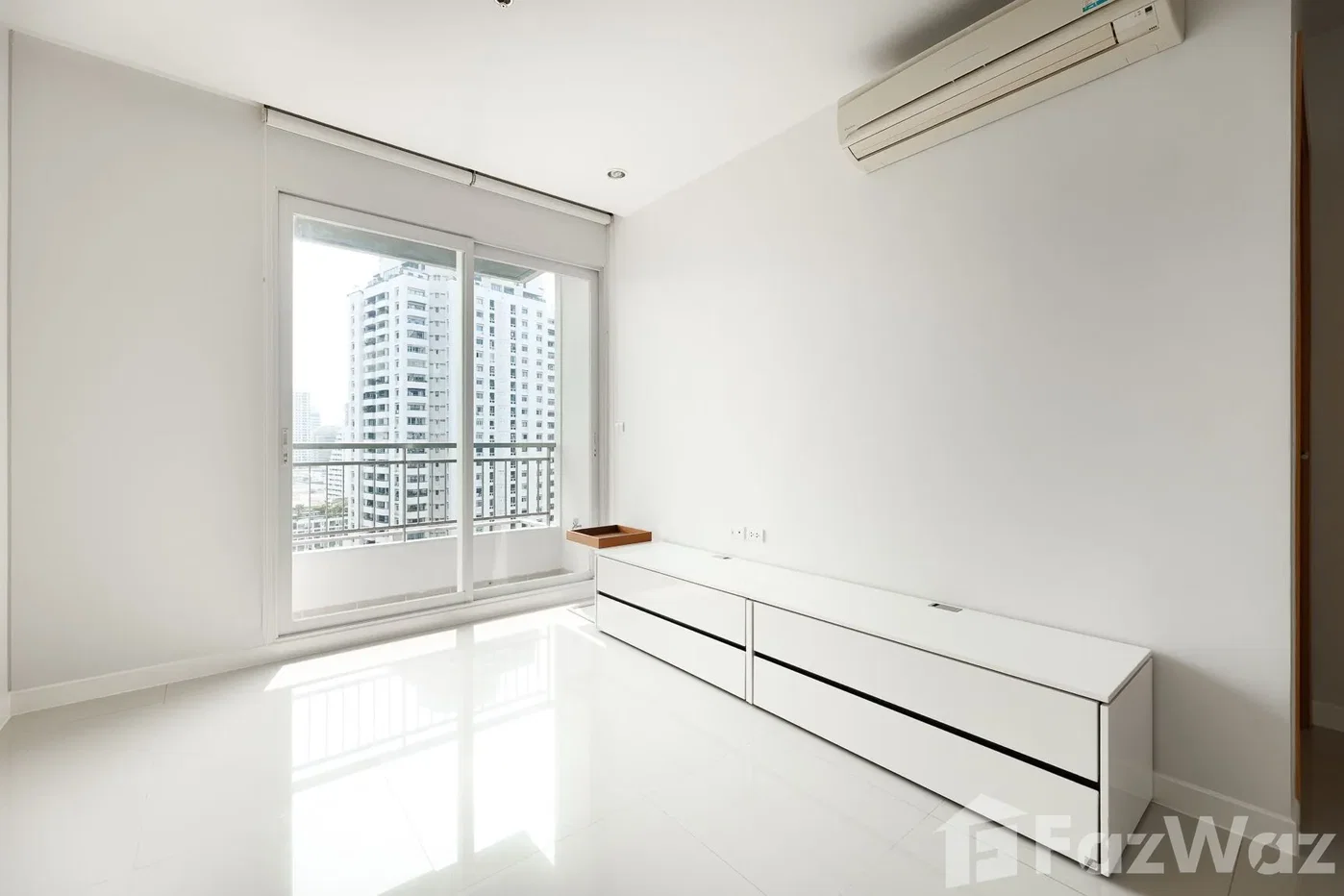 picture 1 Bedroom Condo for sale at Circle Condominium 6177346 - 4/21
