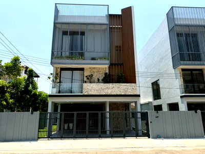 บ้านเดี่ยว กรุงเทพมหานคร : บ้านเดี่ยวหลังใหญ่ 3ชั้น หมู่บ้าน ปรีชา  𝐏𝐑𝐄𝐄𝐂𝐇𝐀 รามคำแหง-กรุงเทพกรีฑา ร่มเกล้า ราษฎร์พัฒนา ทำเลดี ตกแต่งใหม่ สวย พร้อมอยู่