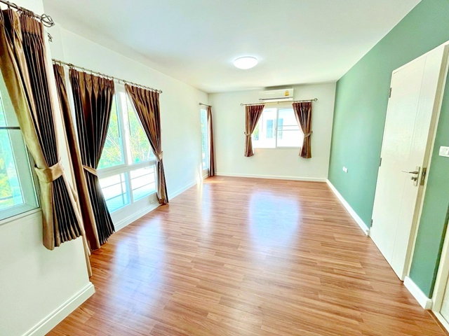 รูป บ้านเดี่ยว 2ชั้น 4 นอน 2 น้ำ เจริญพัฒนา พระยาสุเรนทร์ 30 ใกล้ BTSบางชัน 800 ม. ถ.รามอินทรา109-117 50 ตร.ว. 200 ตร.ม.ไม่ชนใคร แฟชั่น 2.5กม. - รูปที่ 6/8