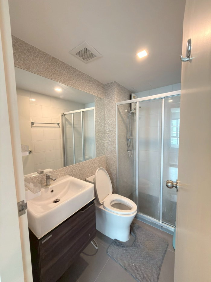 รูป ให้เช่าคอนโด ไนท์บริดจ์ สกายซิตี้ สะพานใหม่ ติดBTSสายหยุด พร้อมเฟอร์นิเจอร์ และเครื่องใช้ไฟฟ้า ขนาด 28 ตร.ม. 11,000/เดือน - รูปที่ 6/8