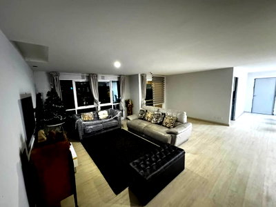 Condos for rent : Lecosi Ekkamai 28 condo for rent Family unit with spacious 3 Bedroom