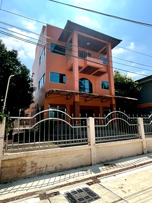 Home office for sale Khlong Luang Pathumthani : home office for sale, 75 sq.wah, Phoenix Park Soi 2 (Soi Aiyara 28), Khlong Song Subdistrict, Khlong Luang District, Pathum Thani Province. 