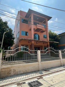 ขายโฮมออฟฟิศ 3 ชั้น 75 ตรว. ฟีนิกซ์ปาร์ค ซอย 2 (ซ.ไอยรา 28) ต.คลองสอง อ.คลองหลวง จ.ปทุมธานี ราคา 6,800,000 บาท