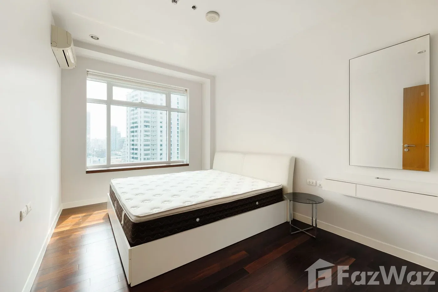 picture 1 Bedroom Condo for sale at Circle Condominium 6177346 - 12/21