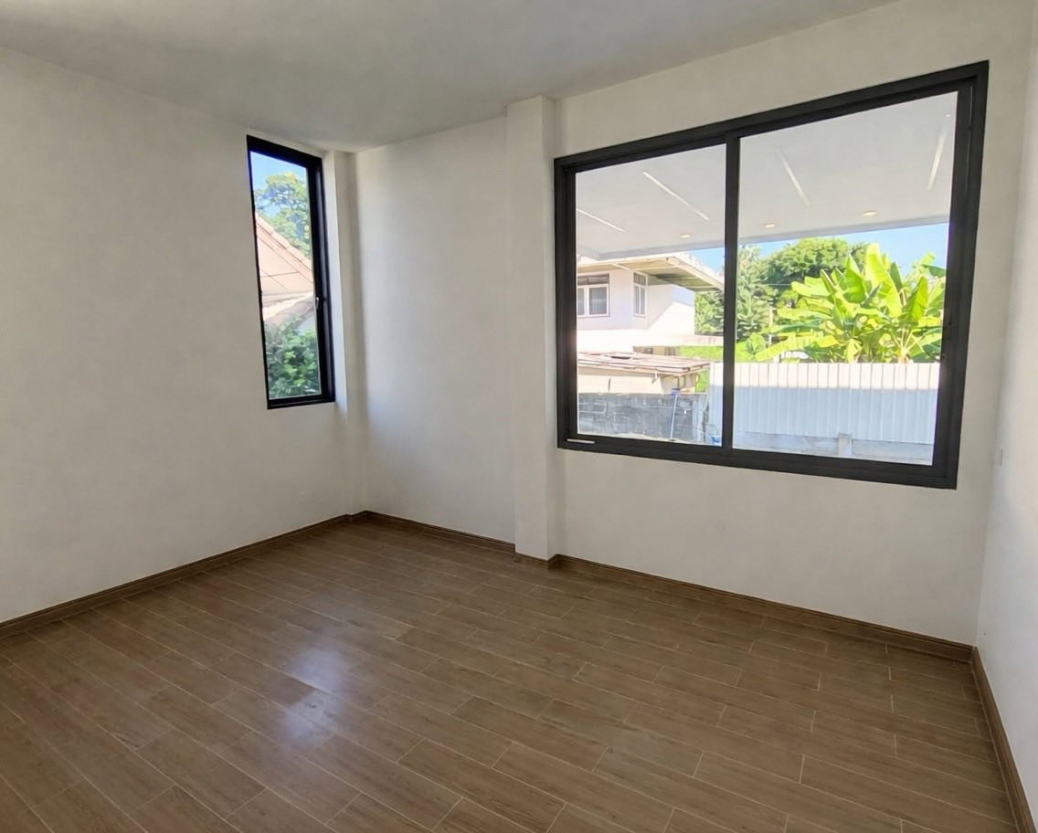 รูป WS7070 🔥 บ้านเดี่ยวหรู รัชดา 32 โปร่ง โล่ง ฟังก์ชันครบ 🔥 ใกล้ MRT ลาดพร้าว เพียง 65,000 บาท / เดือน - รูปที่ 4/9