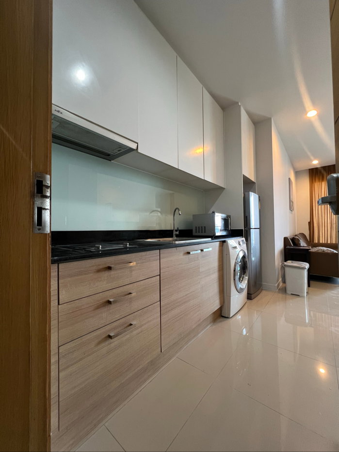 picture Urgent For Rent Ready To move in Condo Circle Phetchaburi MRT Phetchaburi - 3/13