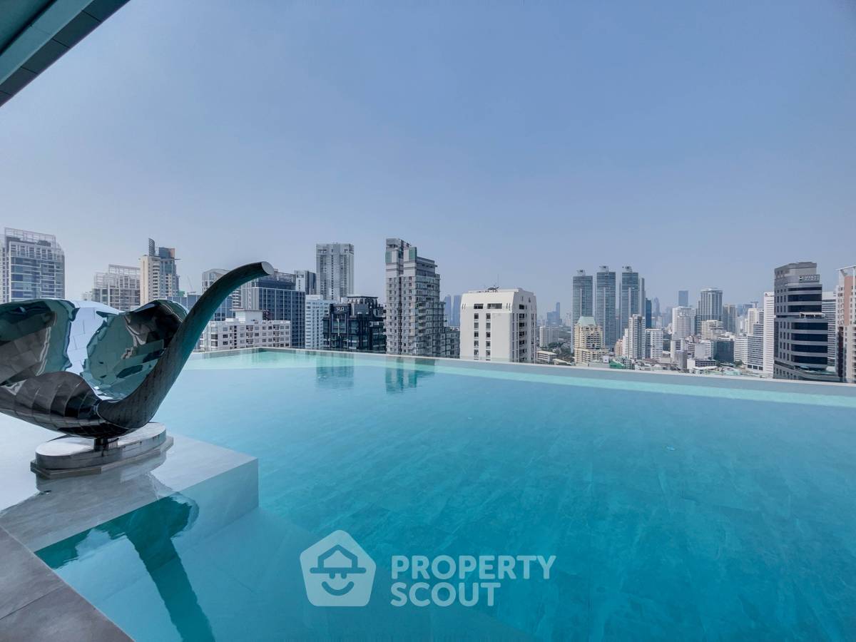 picture 3-BR Condo at KRAAM Sukhumvit 26 near BTS Phrom Phong (ID 1864907) - 29/30