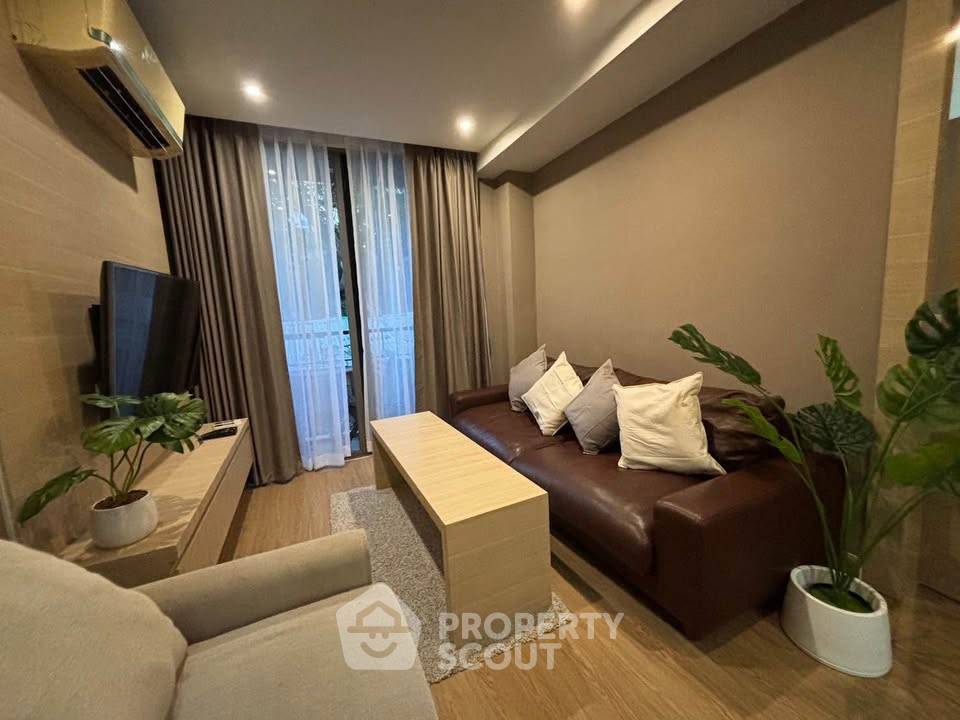 picture 1-BR Condo at Klass Silom near BTS Chong Nonsi (ID 2799593) - 4/18